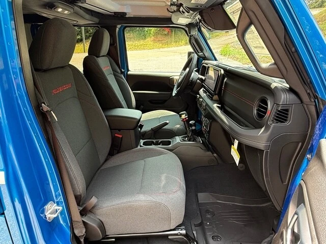 2026 Jeep JL Wrangler - Image 18 of 29