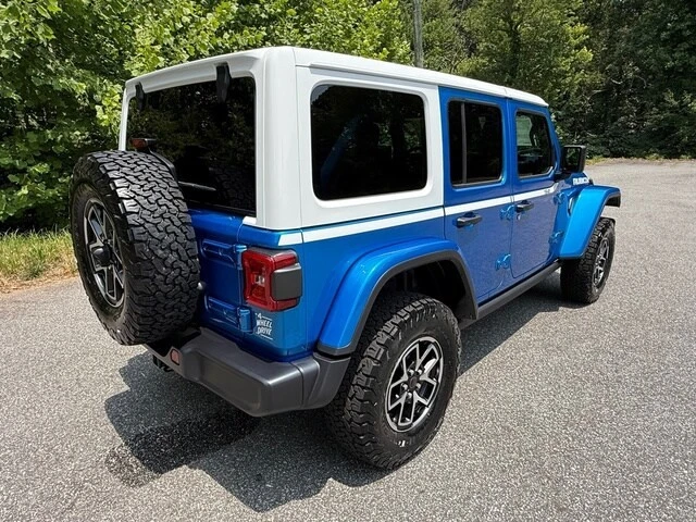 2026 Jeep JL Wrangler - Image 7 of 29