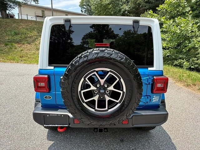 2026 Jeep JL Wrangler - Image 8 of 29