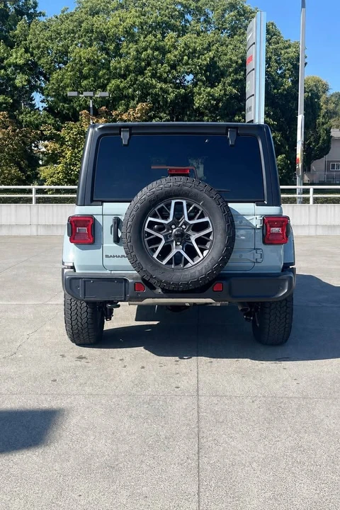 2026 Jeep JL Wrangler - Image 4 of 19