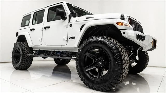 2026 Jeep JL Wrangler - Image 11 of 21