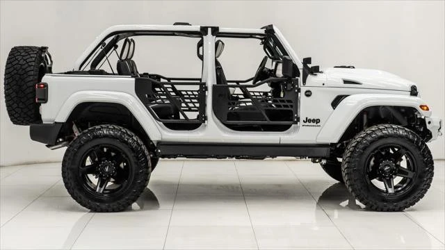 2026 Jeep JL Wrangler - Image 17 of 21
