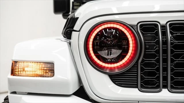 2026 Jeep JL Wrangler - Image 13 of 21
