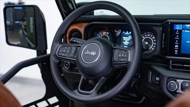 2026 Jeep JL Wrangler - Image 18 of 21