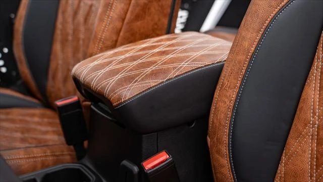 2026 Jeep JL Wrangler - Image 15 of 21