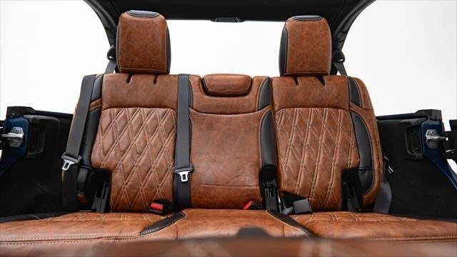 2026 Jeep JL Wrangler - Image 19 of 21