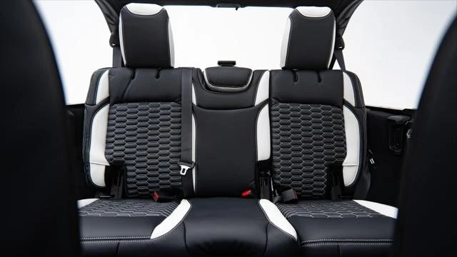2026 Jeep JL Wrangler - Image 11 of 21