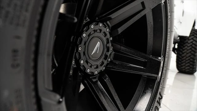 2026 Jeep JL Wrangler - Image 19 of 21