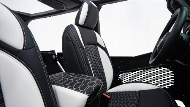 2026 Jeep JL Wrangler - Image 20 of 21