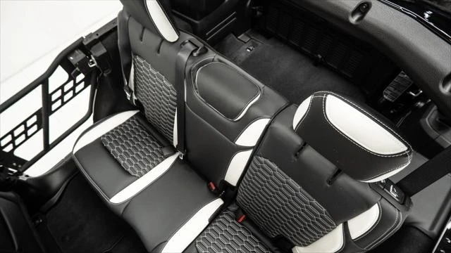 2026 Jeep JL Wrangler - Image 19 of 21
