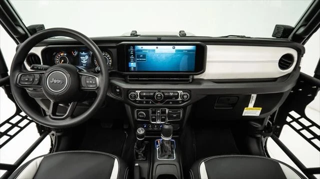 2026 Jeep JL Wrangler - Image 14 of 21