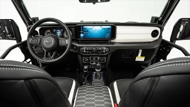 2026 Jeep JL Wrangler - Image 13 of 21