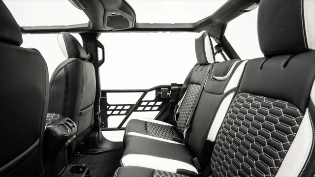 2026 Jeep JL Wrangler - Image 20 of 21