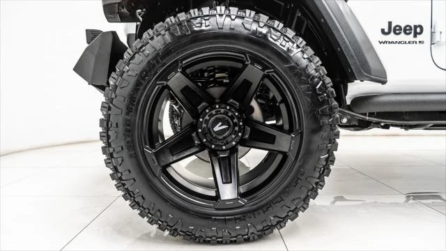 2026 Jeep JL Wrangler - Image 16 of 21