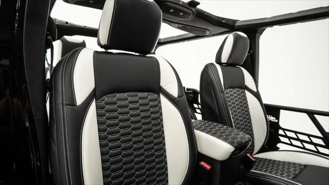 2026 Jeep JL Wrangler - Image 19 of 21