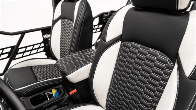 2026 Jeep JL Wrangler - Image 13 of 21