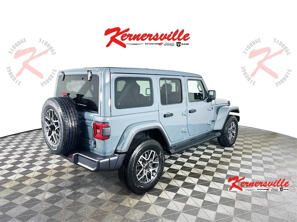 2026 Jeep JL Wrangler - Image 7 of 21