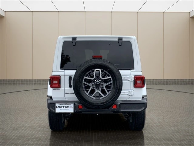 2026 Jeep JL Wrangler - Image 4 of 12