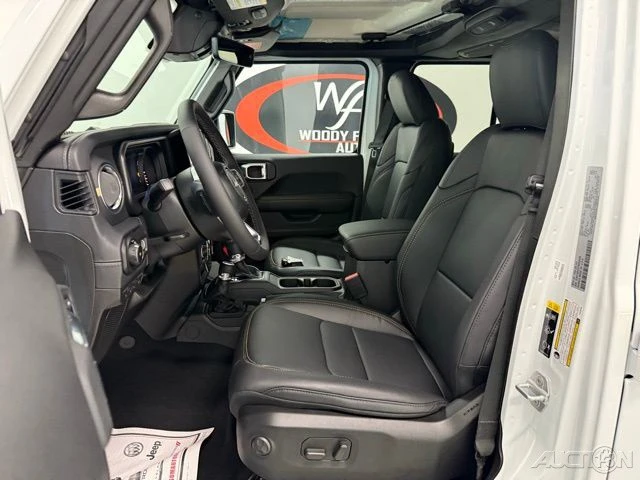 2026 Jeep JL Wrangler - Image 11 of 12
