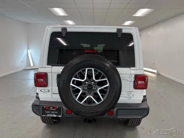 2026 Jeep JL Wrangler - Image 7 of 12