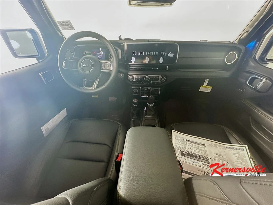 2026 Jeep JL Wrangler - Image 9 of 12