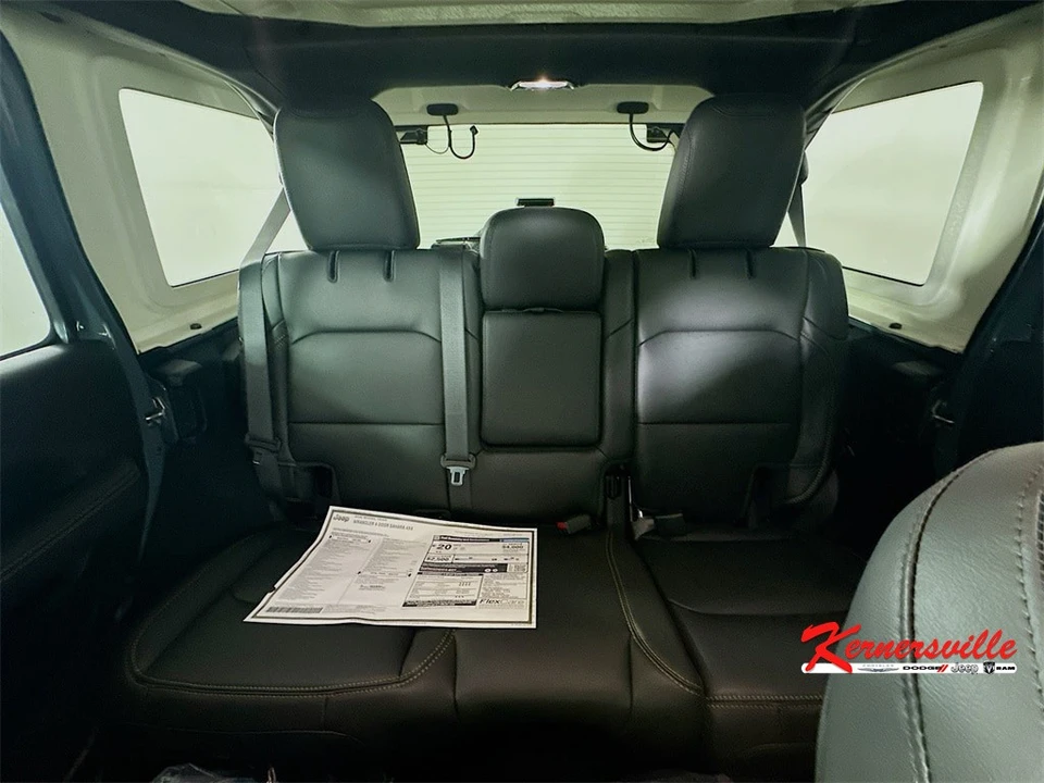 2026 Jeep JL Wrangler - Image 10 of 20