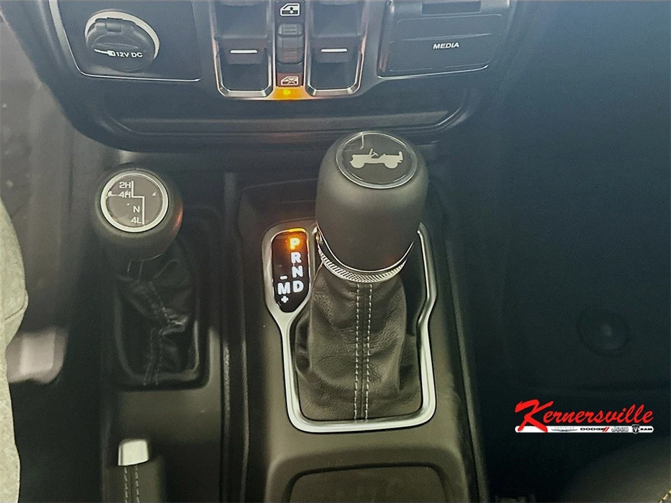 2026 Jeep JL Wrangler - Image 12 of 20