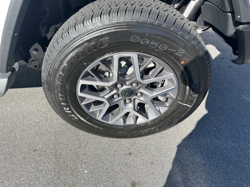2026 Jeep JL Wrangler - Image 10 of 21