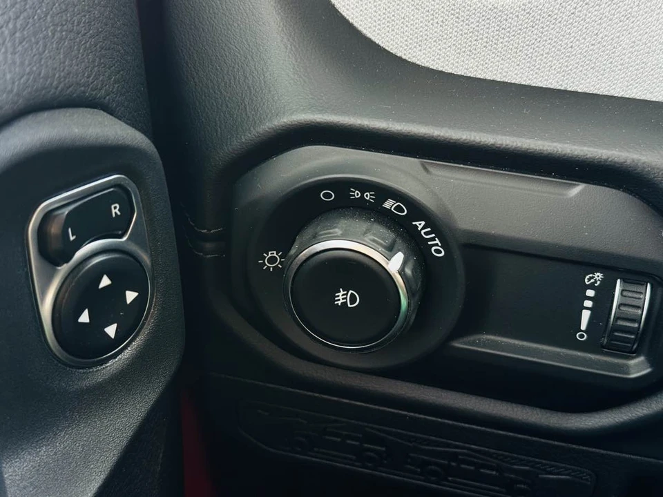 2026 Jeep Wrangler - Image 25 of 25