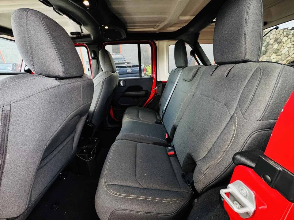 2026 Jeep Wrangler - Image 14 of 25