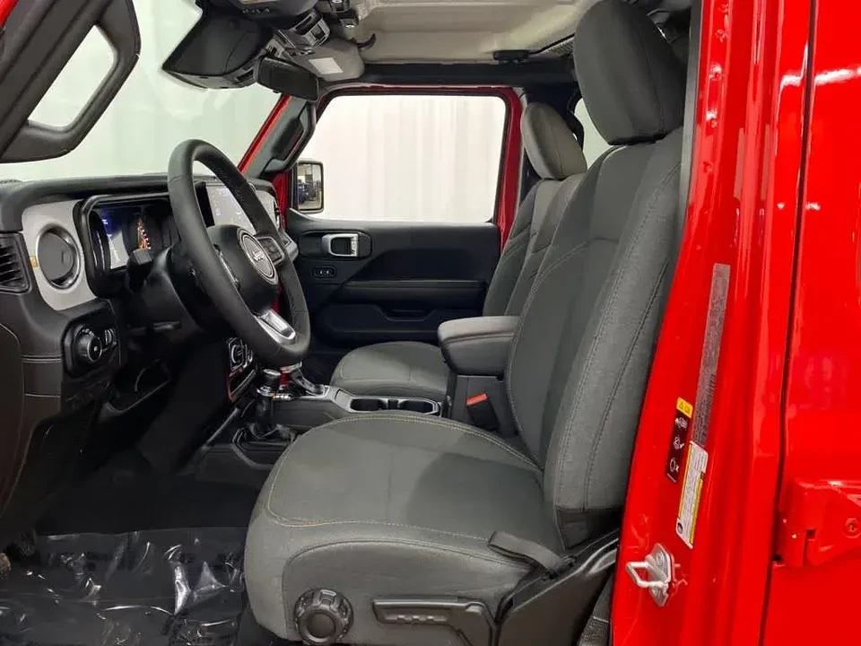 2026 Jeep JL Wrangler - Image 9 of 20