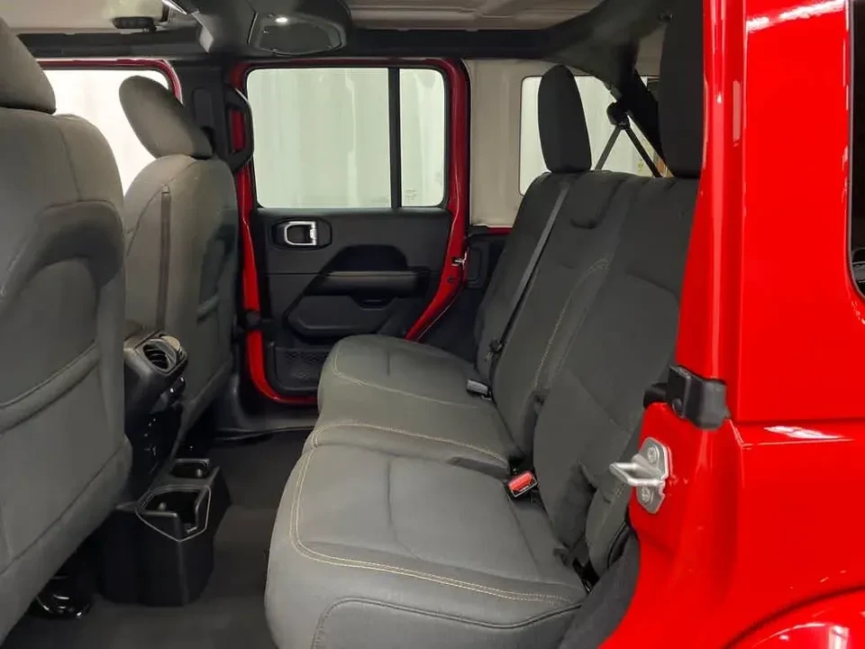 2026 Jeep JL Wrangler - Image 10 of 20