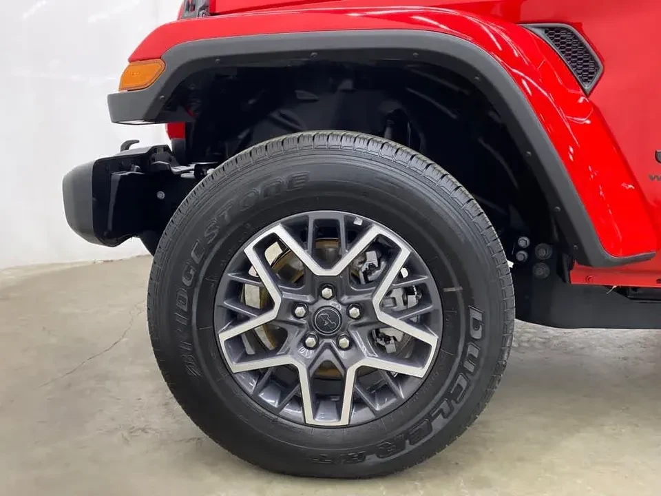 2026 Jeep JL Wrangler - Image 7 of 20