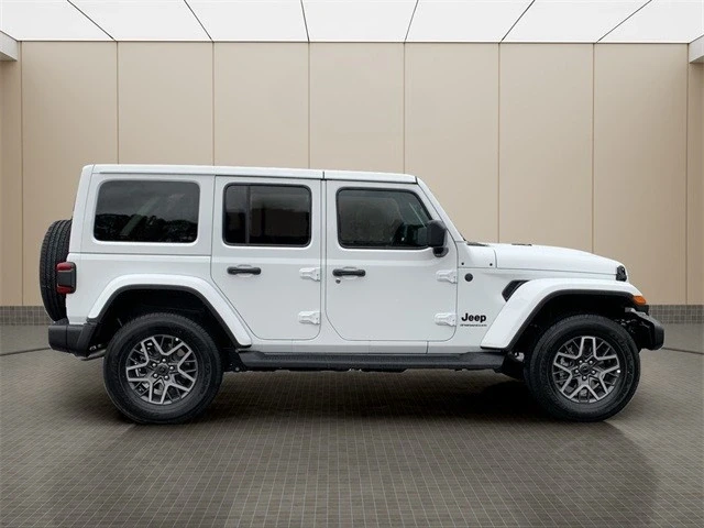 2026 Jeep JL Wrangler - Image 6 of 12