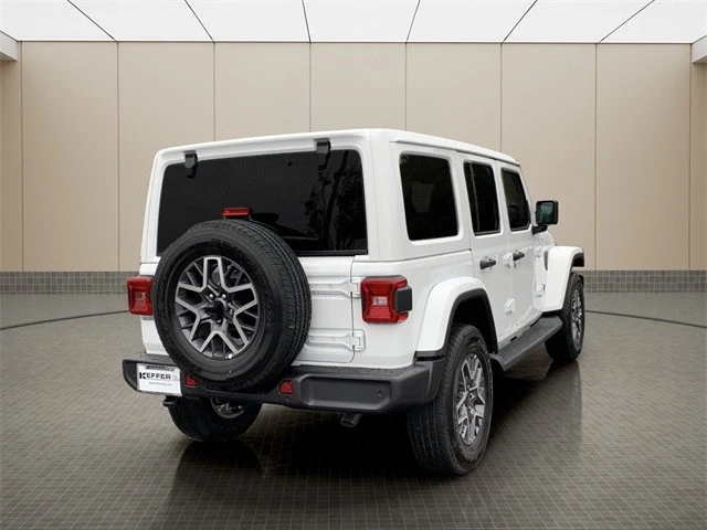 2026 Jeep JL Wrangler - Image 5 of 12