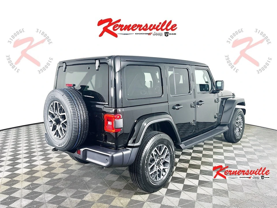 2026 Jeep JL Wrangler - Image 7 of 12