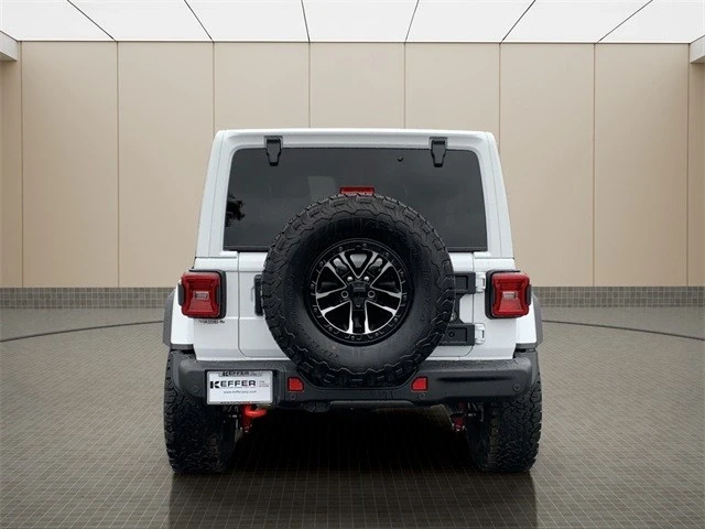 2026 Jeep JL Wrangler - Image 4 of 12