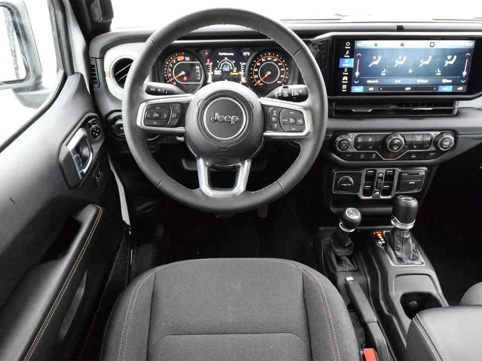 2026 Jeep JL Wrangler - Image 19 of 20