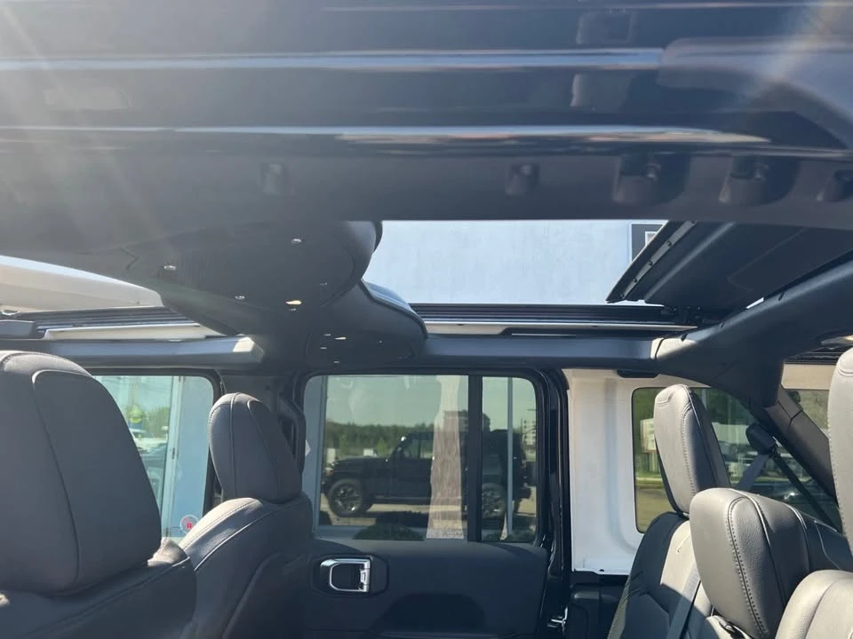 2026 Jeep JL Wrangler - Image 16 of 20