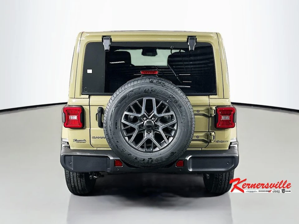 2026 Jeep JL Wrangler - Image 6 of 12