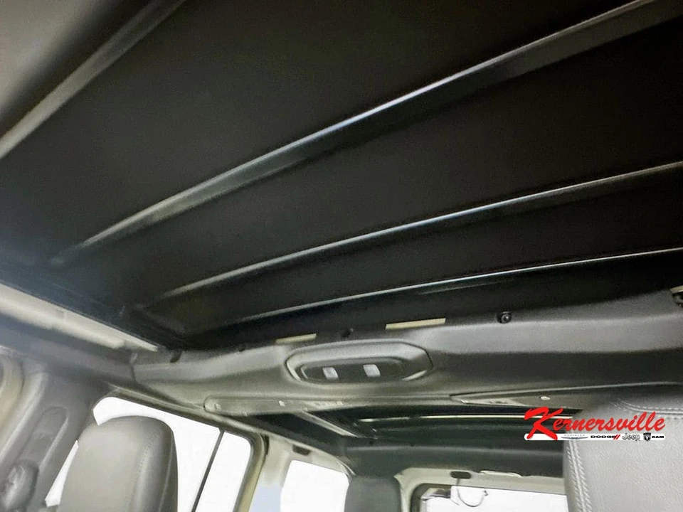 2026 Jeep JL Wrangler - Image 14 of 21