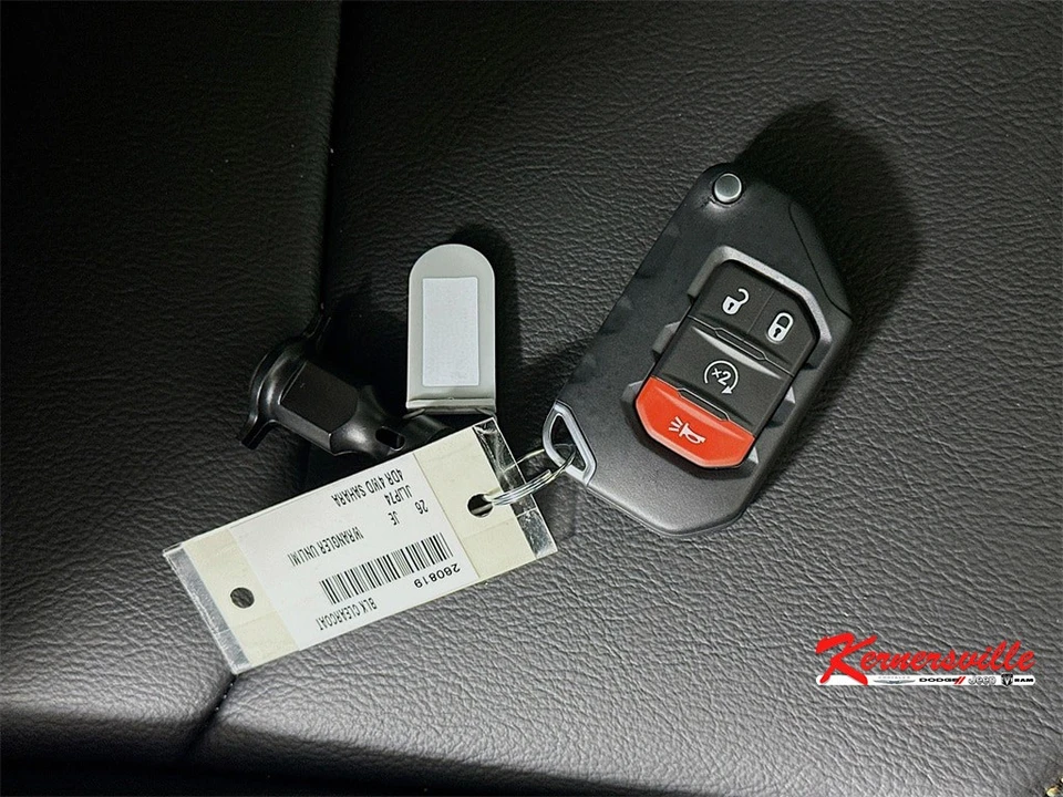 2026 Jeep JL Wrangler - Image 19 of 20