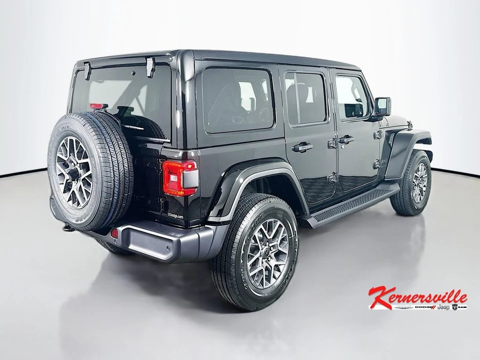 2026 Jeep JL Wrangler - Image 7 of 12