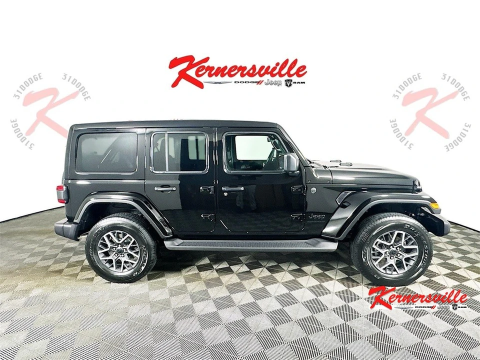 2026 Jeep JL Wrangler - Image 8 of 20