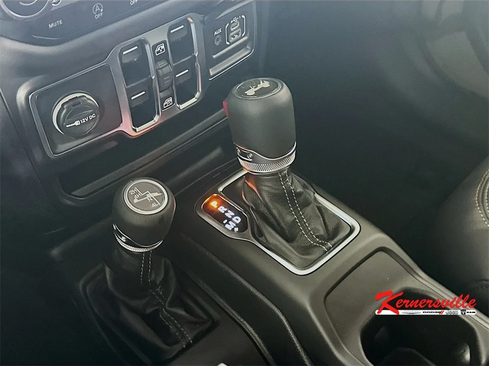 2026 Jeep JL Wrangler - Image 12 of 21