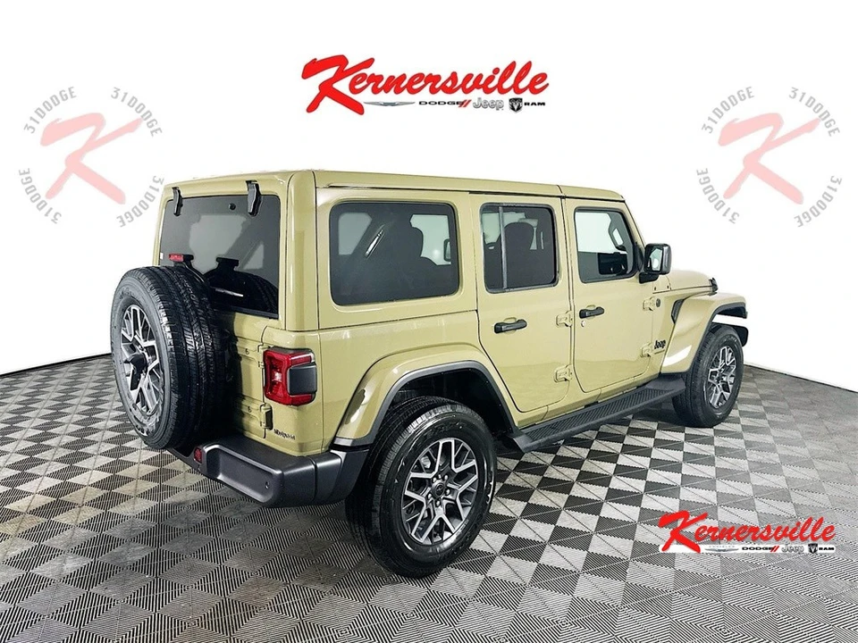 2026 Jeep JL Wrangler - Image 7 of 21
