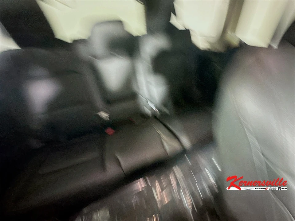 2026 Jeep JL Wrangler - Image 10 of 12