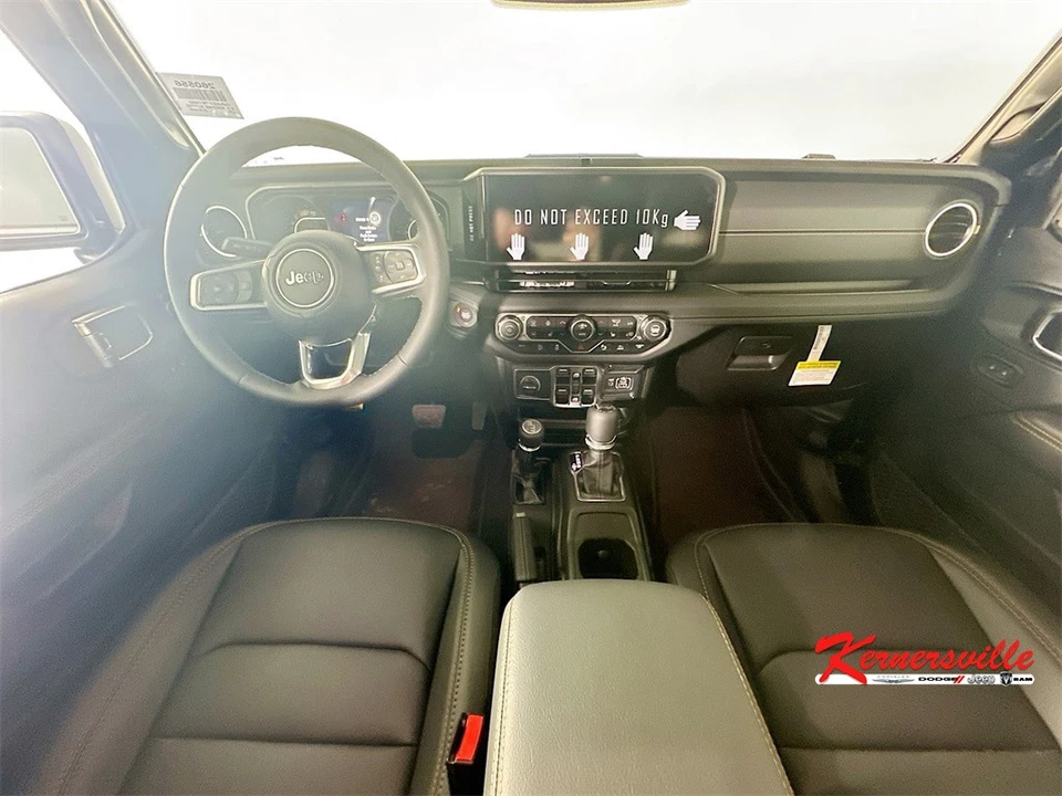2026 Jeep JL Wrangler - Image 9 of 21