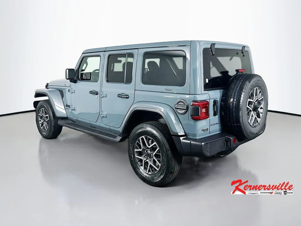 2026 Jeep JL Wrangler - Image 5 of 12