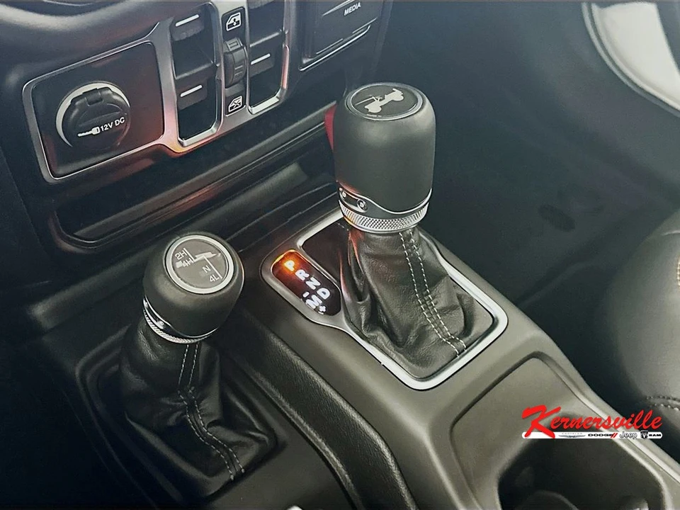 2026 Jeep JL Wrangler - Image 12 of 21